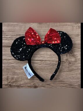NWOT Disney Parks Magic Silver Sequin Minnie Mouse Ears Bow Headband